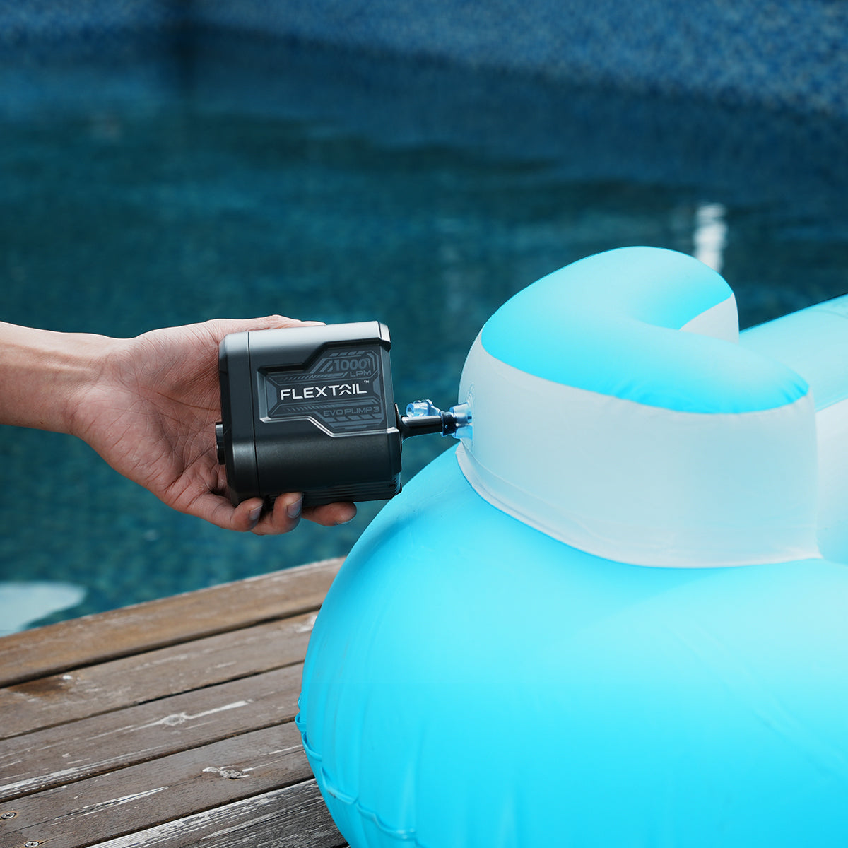 EVO PUMP 3 - 1000L/MIN Portable & Rechargeable Air Pump